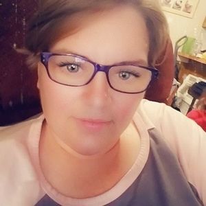 Meet your Posher, Kendra